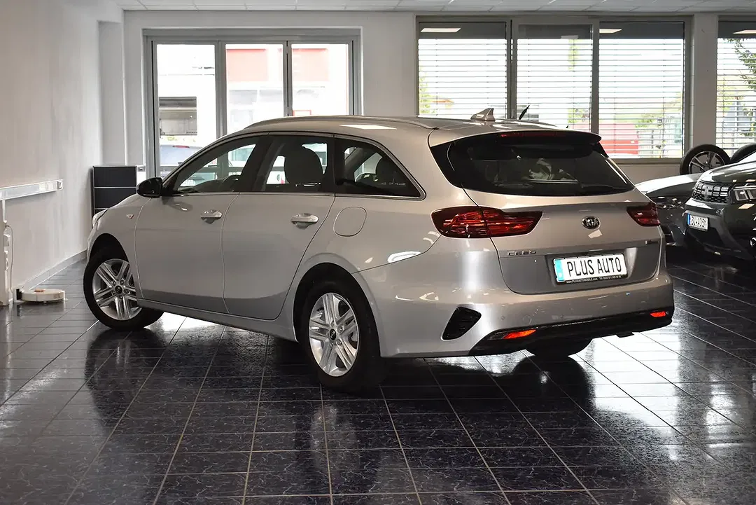 Kia Ceed SW / cee'd SW 1.6 CRDi Vision - foto 2