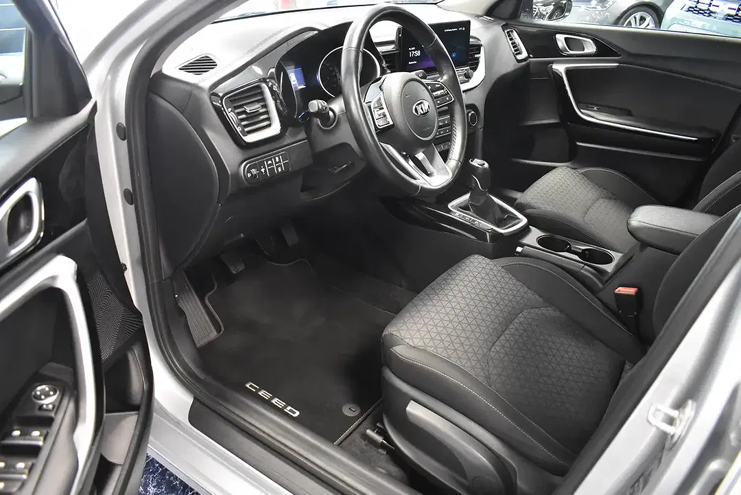 Kia Ceed SW / cee'd SW 1.6 CRDi Vision - Thumbnail 6