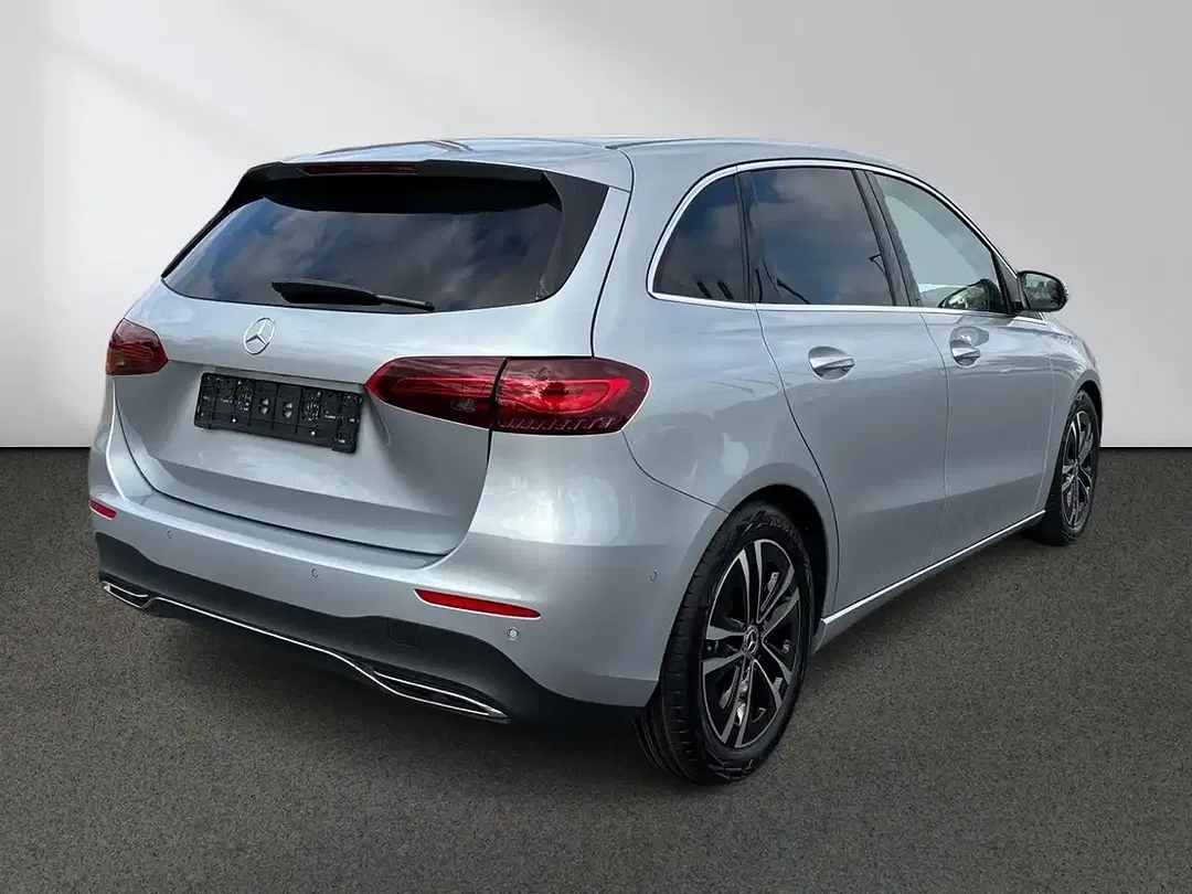 Mercedes-Benz B 200 - Thumbnail 3