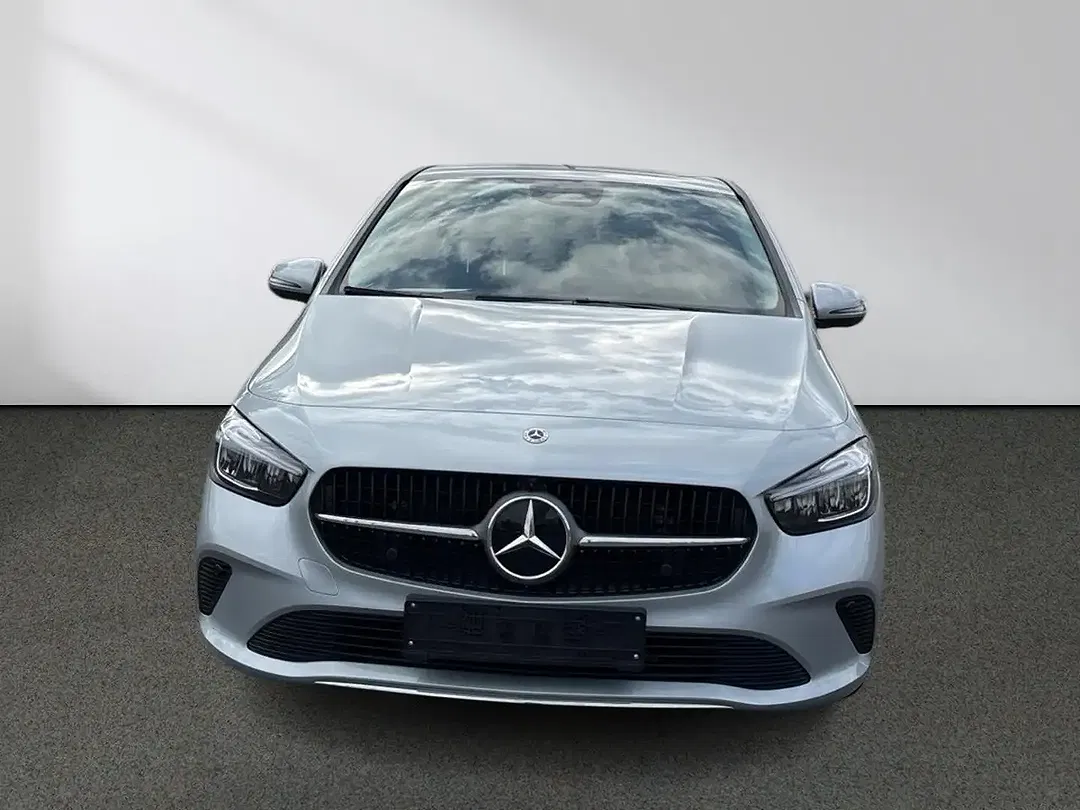 Mercedes-Benz B 200 - Thumbnail 4