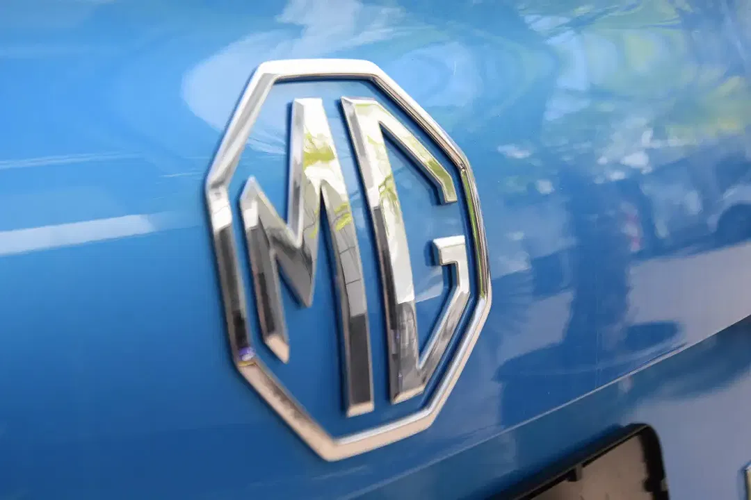 MG MG3 Luxury - Thumbnail 12
