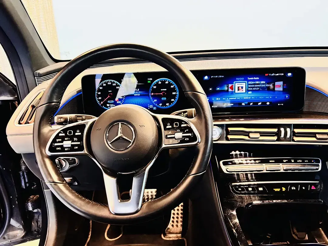 Mercedes-Benz EQC 400 4MATIC AMG Line - Thumbnail 11
