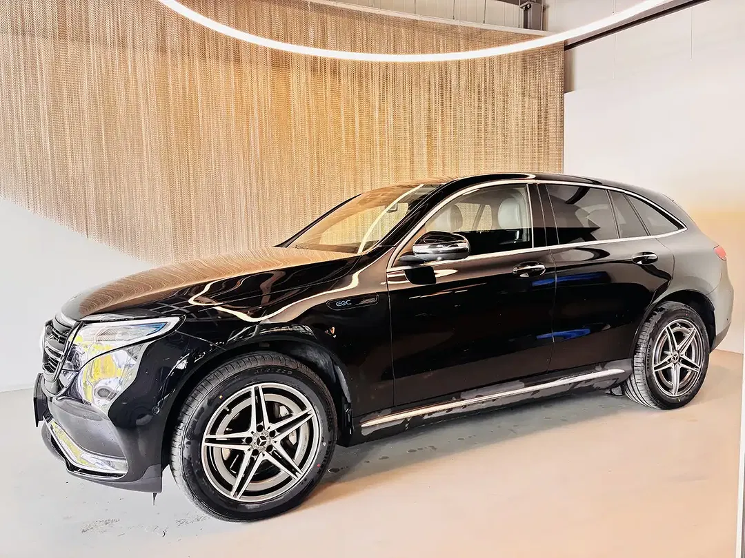 Mercedes-Benz EQC 400 4MATIC AMG Line - Thumbnail 3