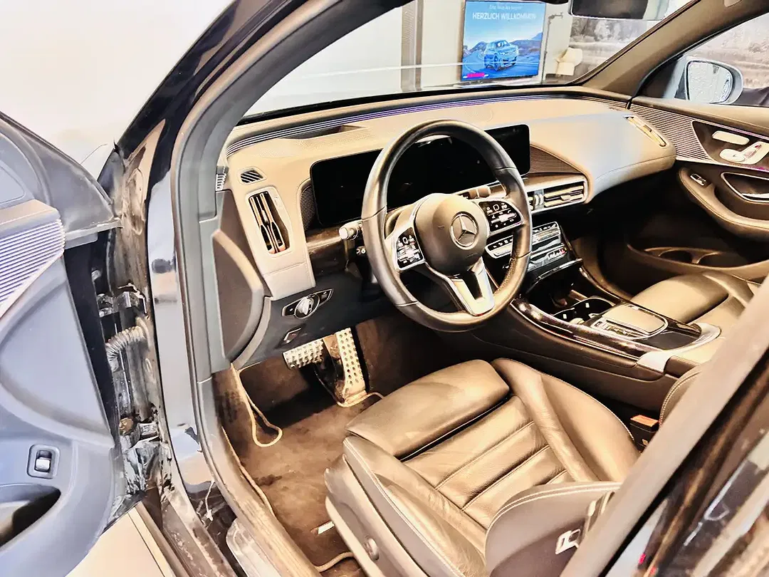 Mercedes-Benz EQC 400 4MATIC AMG Line - Thumbnail 9