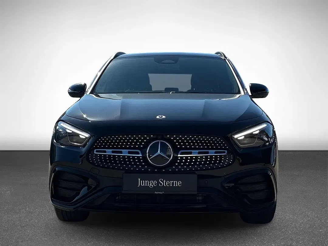 Mercedes-Benz GLA 200 4MATIC - Thumbnail 3