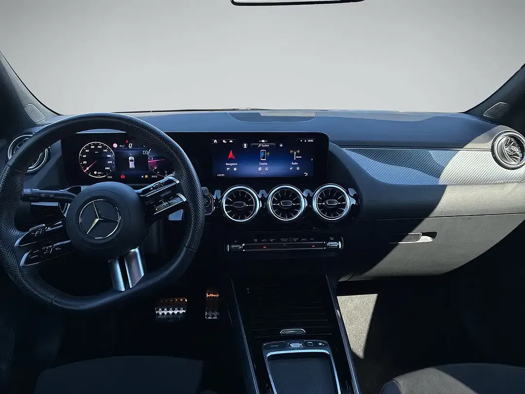 Mercedes-Benz GLA 200 4MATIC - Thumbnail 7