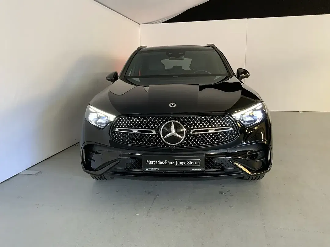Mercedes-Benz GLC 200 4MATIC AMG Night - Thumbnail 1
