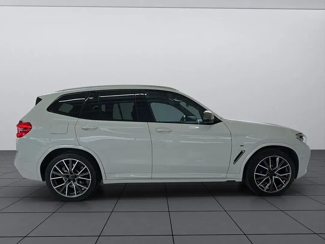 BMW X3 M - Thumbnail 4