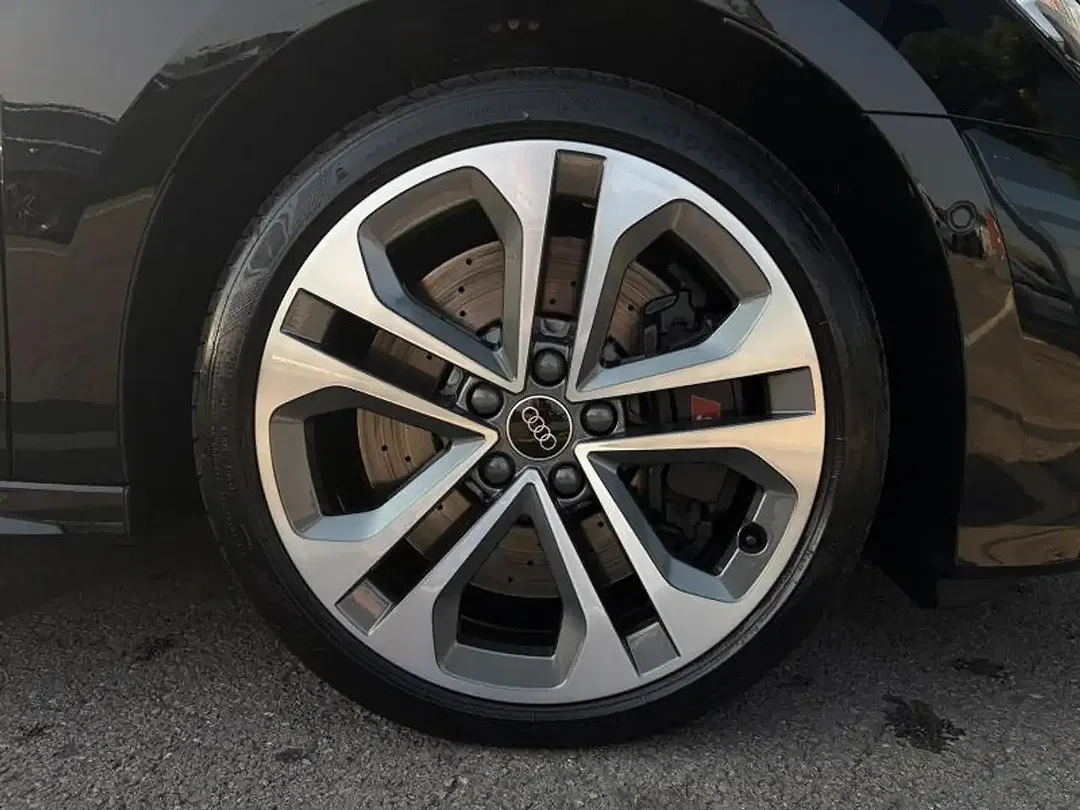 Audi S3 quattro - Thumbnail 5