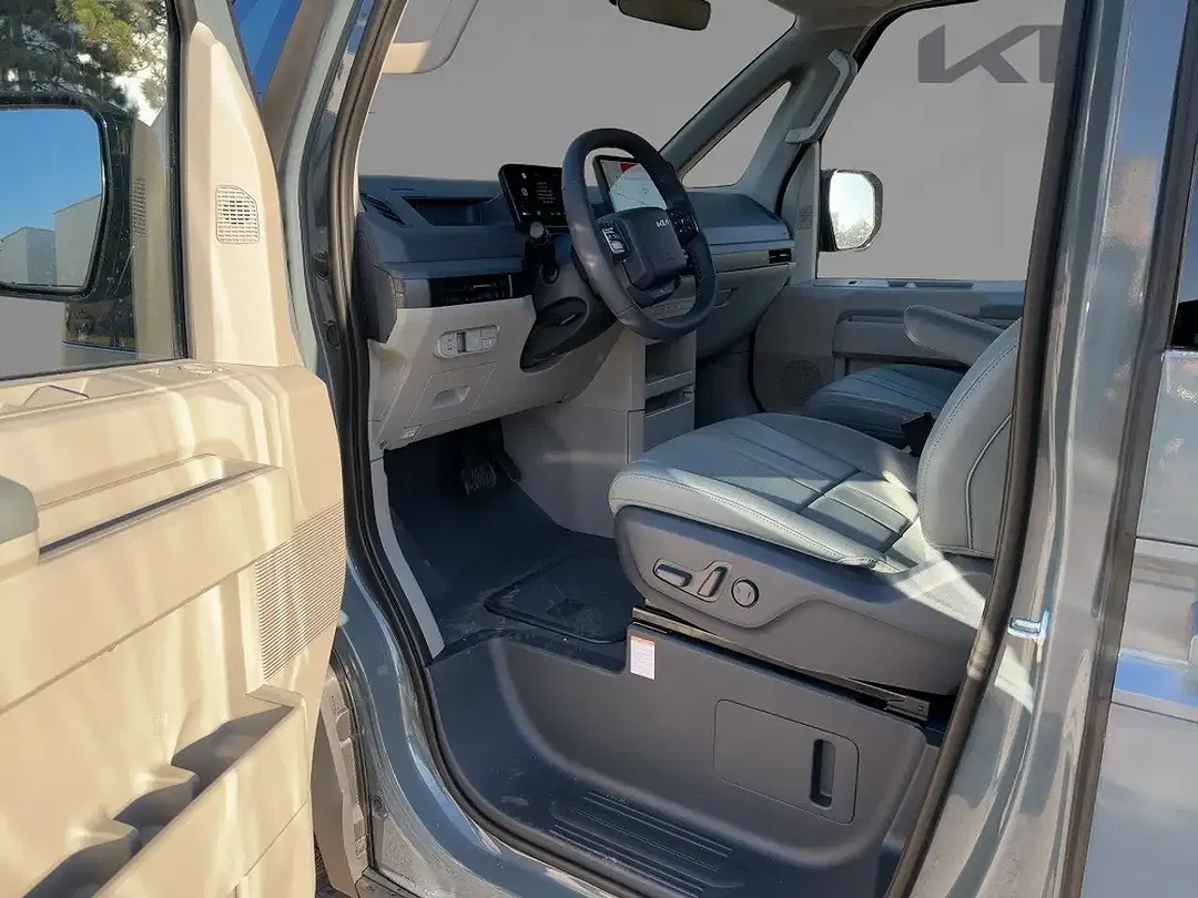 Kia PV5 Passenger - Thumbnail 8