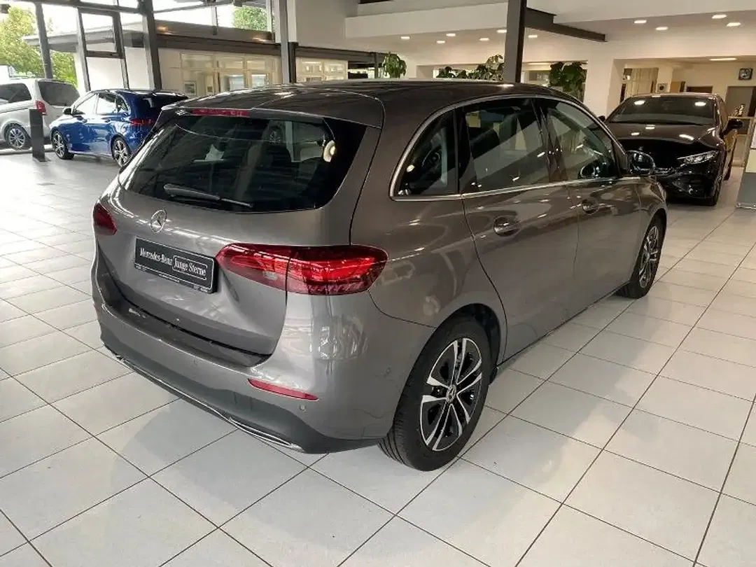 Mercedes-Benz B 180 MBUX Progressive Advanced - Thumbnail 6