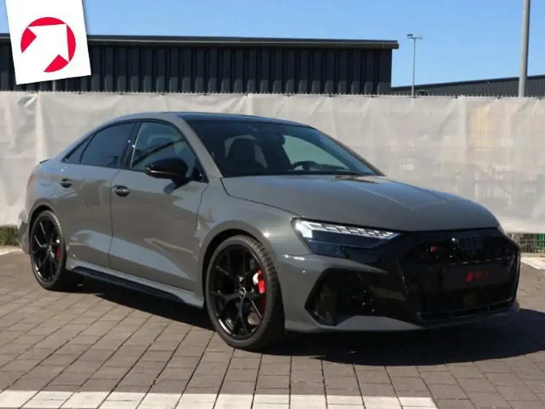 Audi RS3 S tronic - foto 1