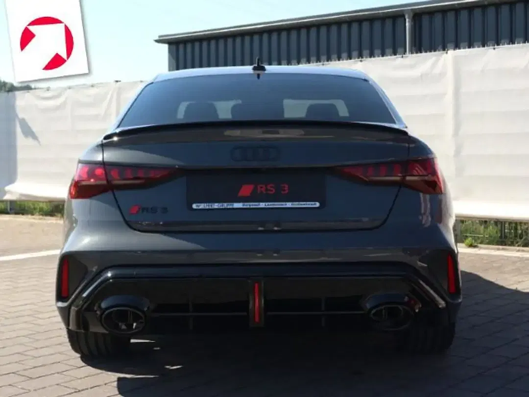 Audi RS3 S tronic - Thumbnail 5