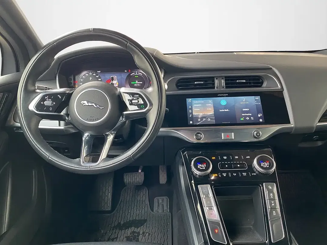 Jaguar I-Pace EV400 - Thumbnail 8