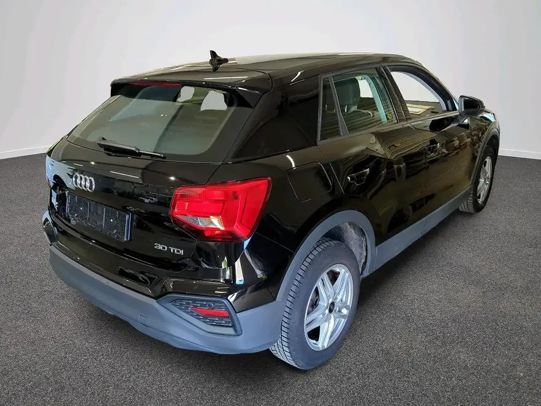 Audi Q2 35 2.0 TDI Base - Thumbnail 2