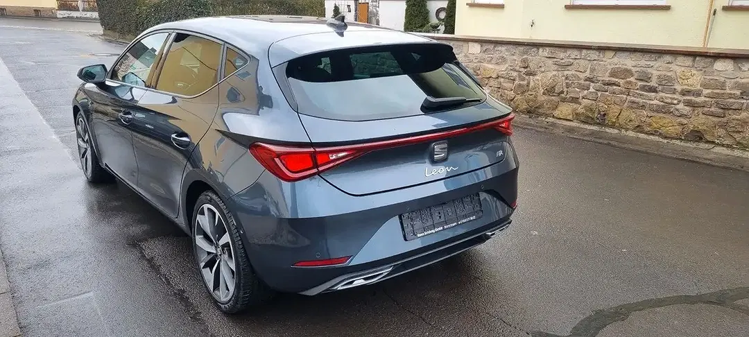 SEAT Leon 1.5 TSI DSG FR - Thumbnail 3
