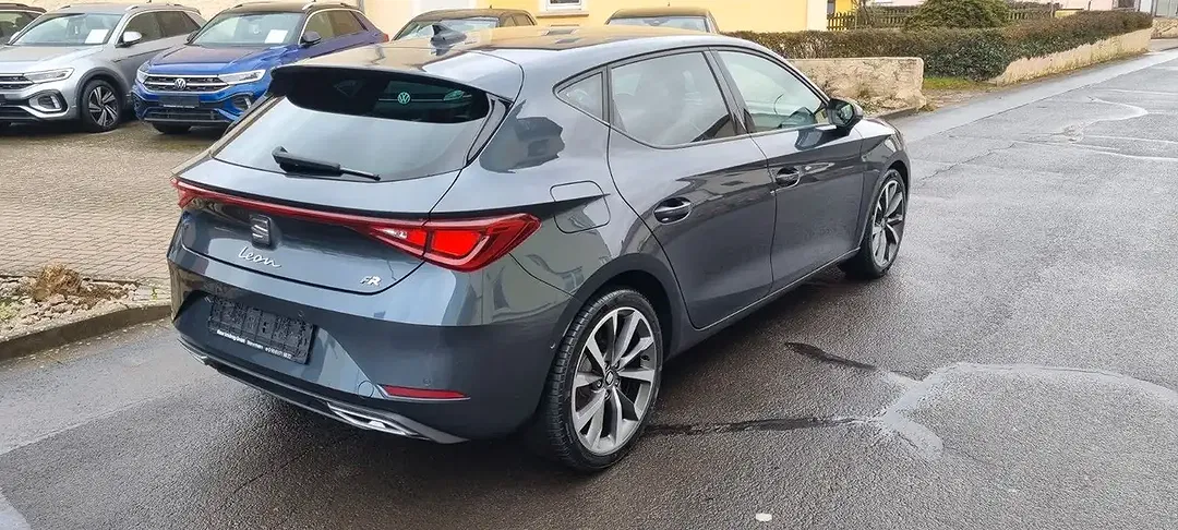 SEAT Leon 1.5 TSI DSG FR - Thumbnail 5