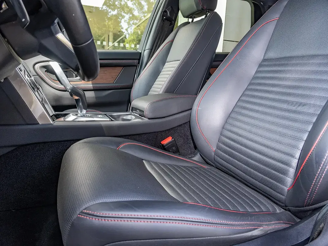 Land Rover Discovery Sport P300e 4x4 R-Dynamic HSE - foto 15