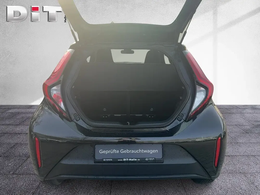 Toyota Aygo Business Edition - Thumbnail 12