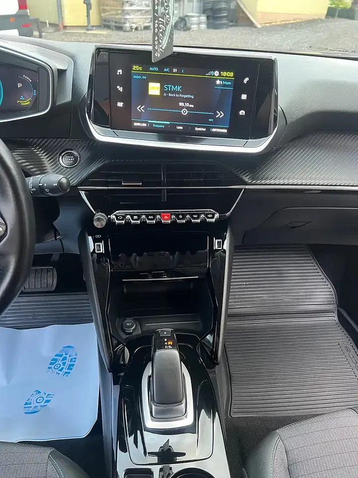 Peugeot 2008 Allure Pack - Thumbnail 12