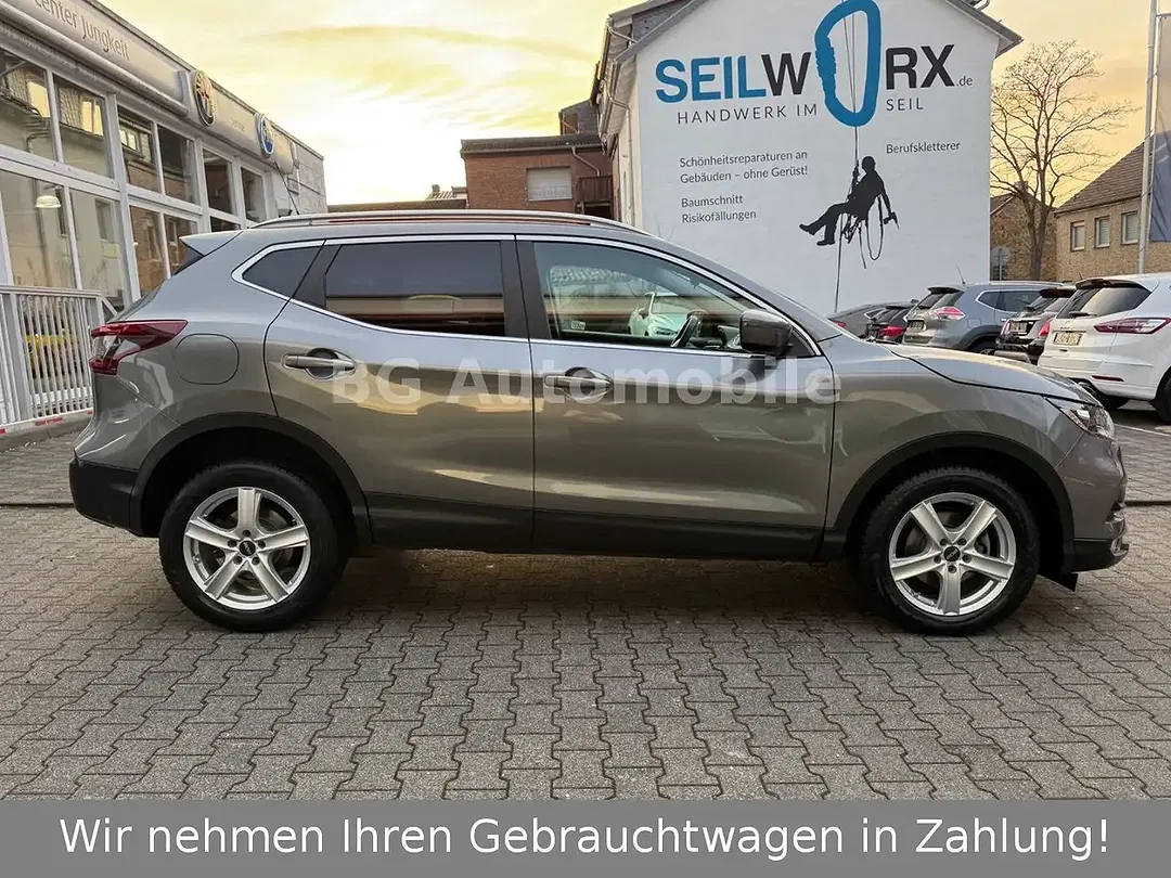 Nissan Qashqai AUT - Thumbnail 4