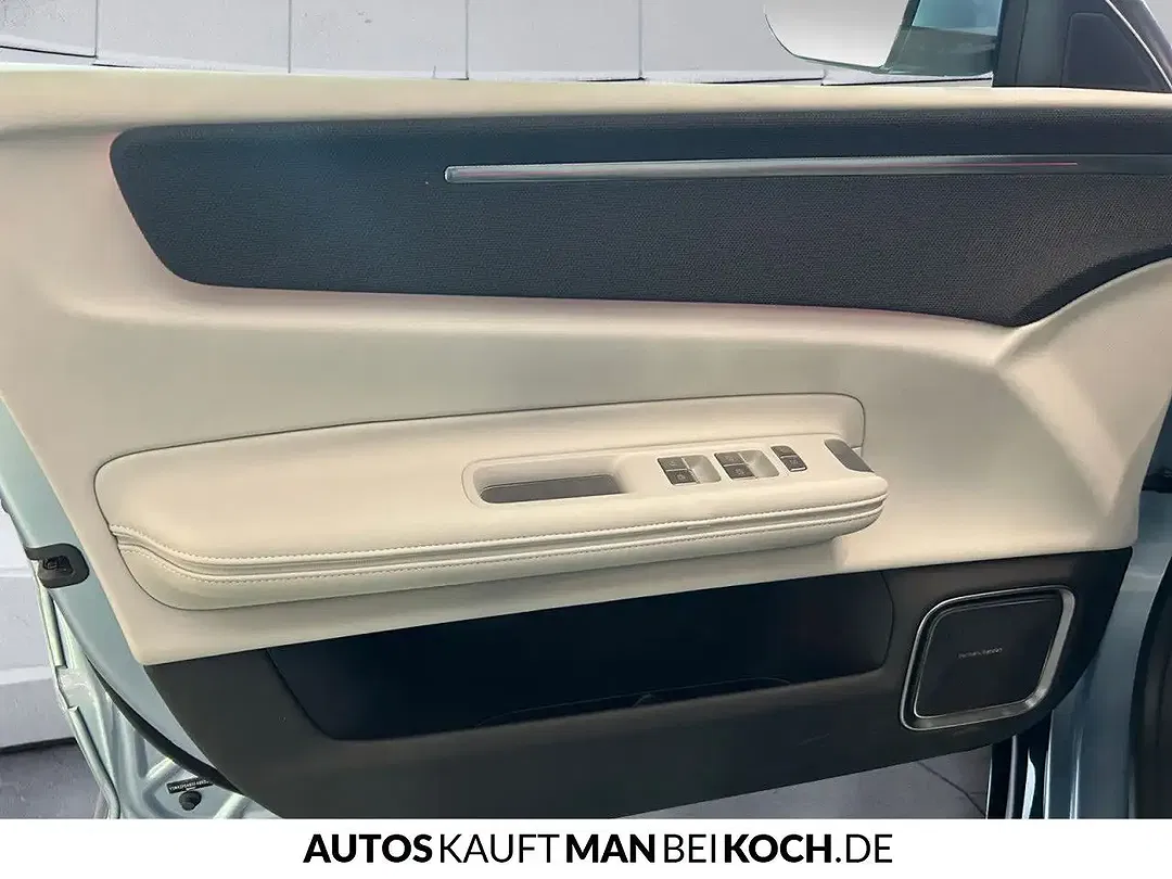 Polestar 4 Long Range Pilot Plus - Thumbnail 14