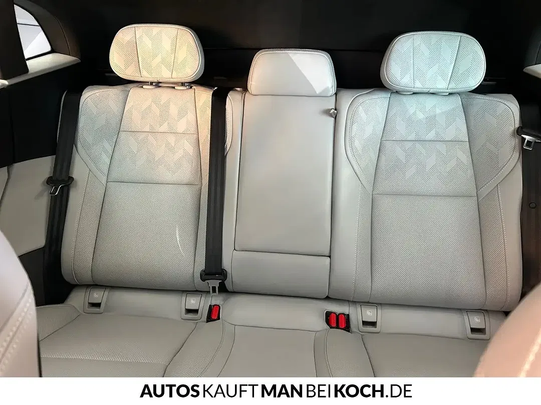 Polestar 4 Long Range Pilot Plus - Thumbnail 8