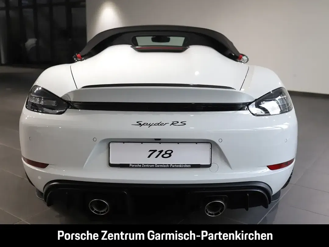 Porsche 718 Spyder RS - Thumbnail 6