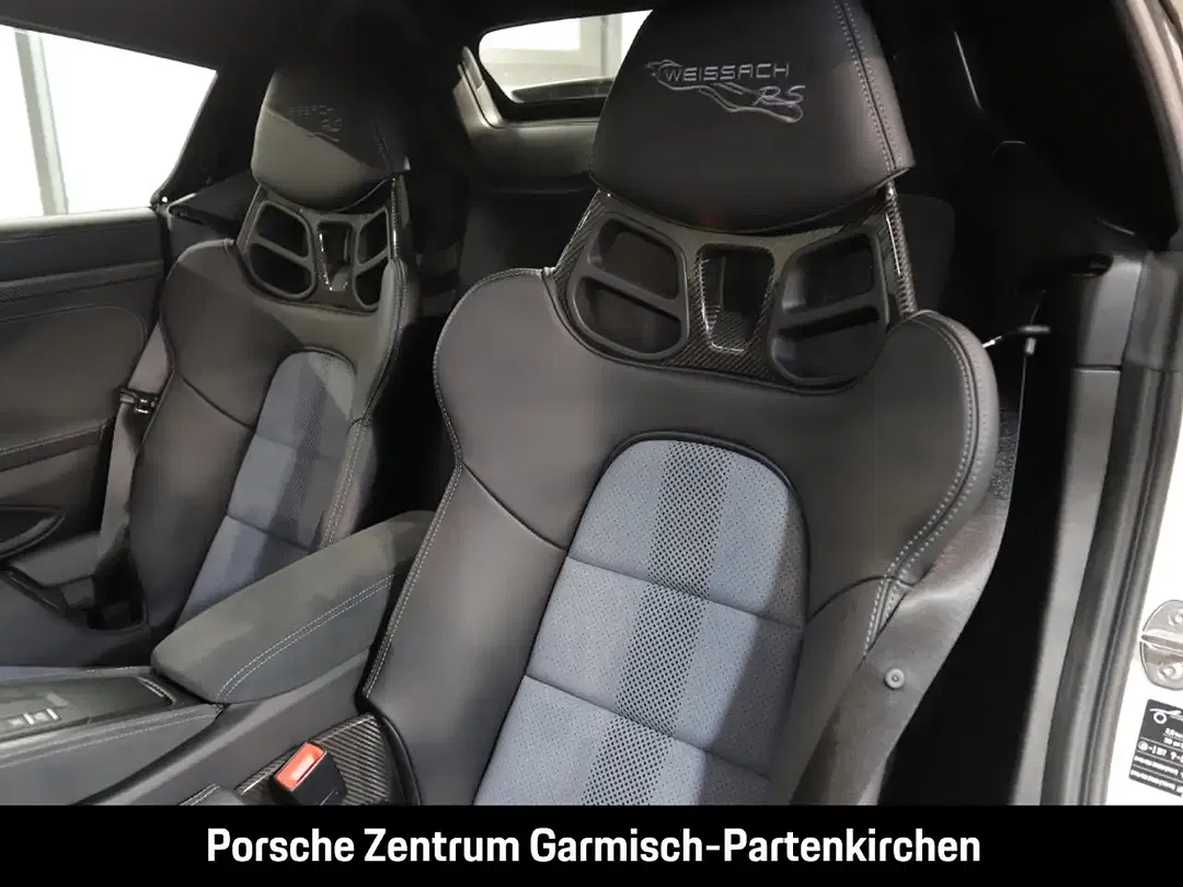 Porsche 718 Spyder RS - Thumbnail 9