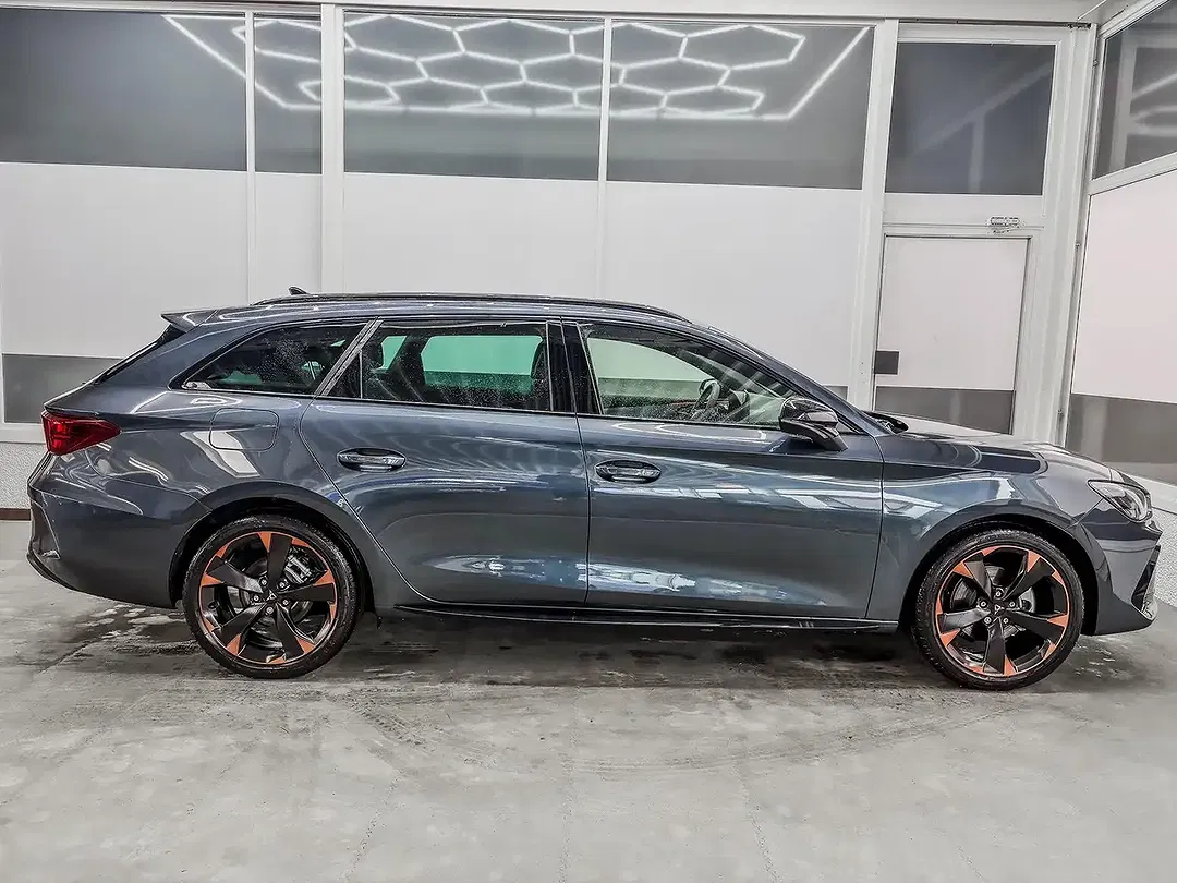 CUPRA Leon 1.5 eTSI DSG Sportstourer - Thumbnail 4