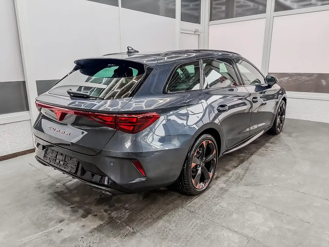 CUPRA Leon 1.5 eTSI DSG Sportstourer - Thumbnail 5