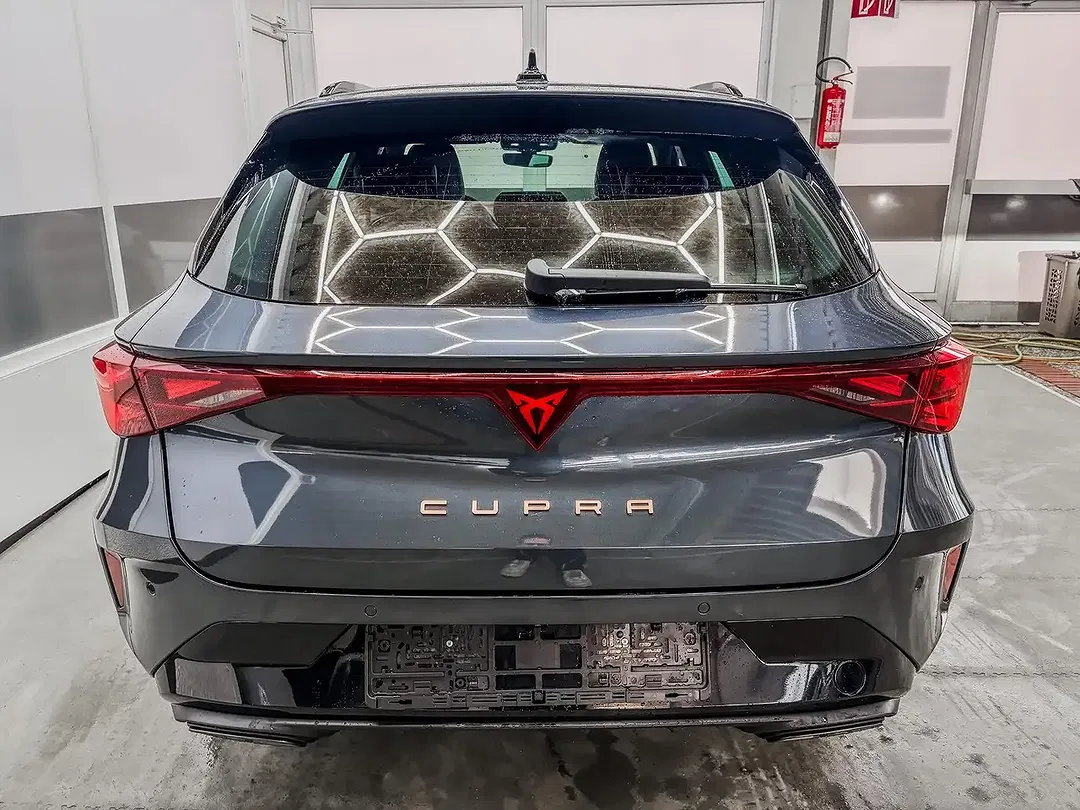 CUPRA Leon 1.5 eTSI DSG Sportstourer - Thumbnail 6