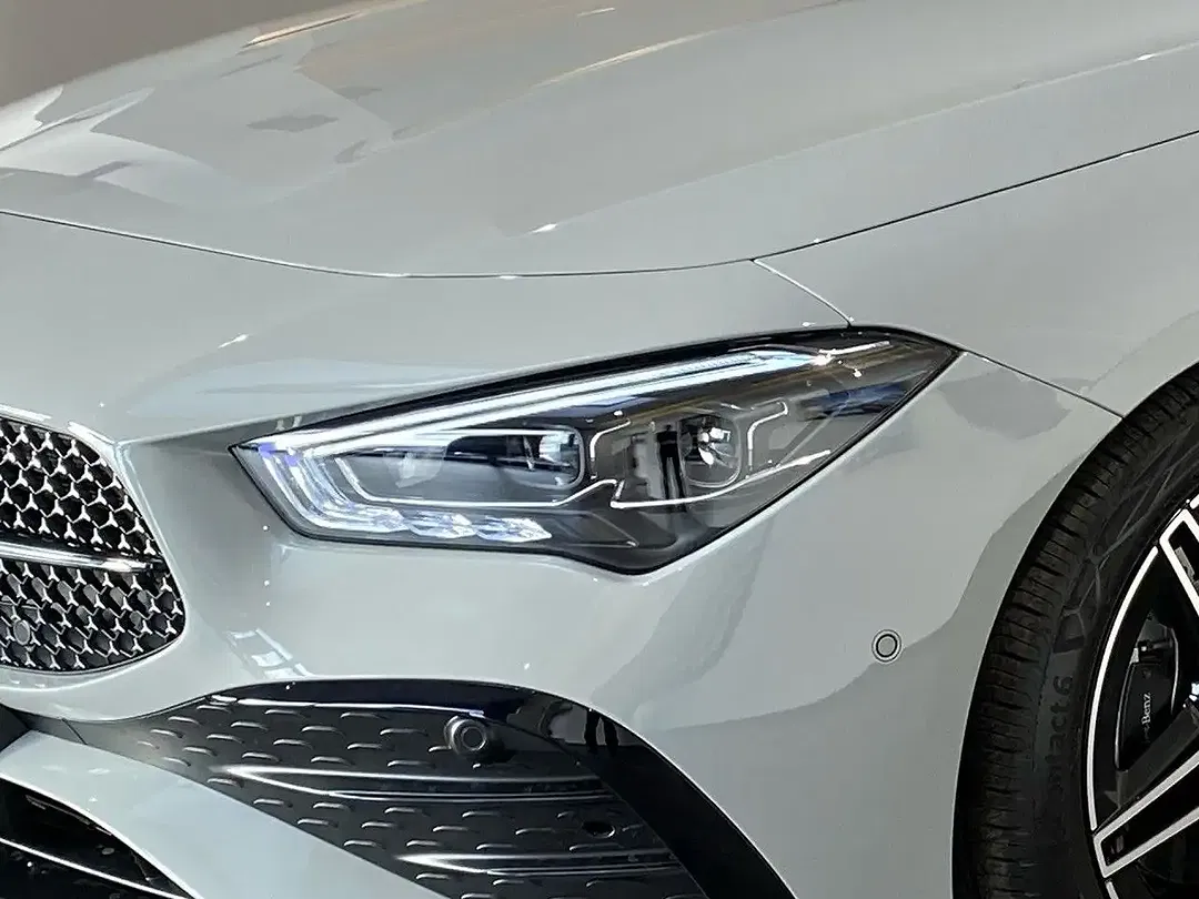 Mercedes-Benz CLA 200 AMG Night - Thumbnail 6