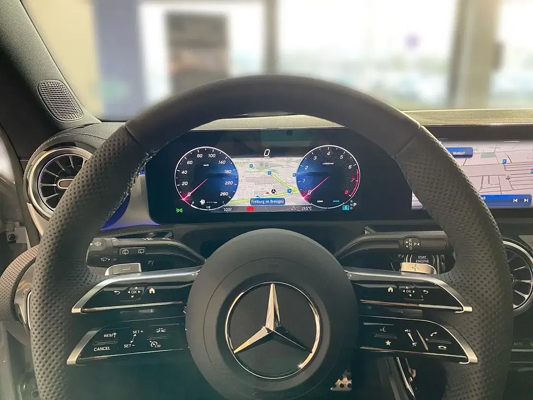 Mercedes-Benz CLA 200 AMG Night - Thumbnail 9