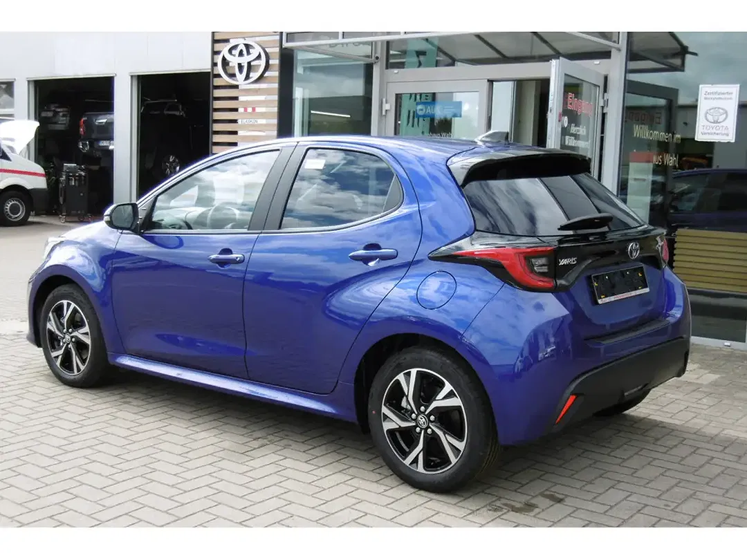 Toyota Yaris 1.5 Hybrid Teamplayer - Thumbnail 3
