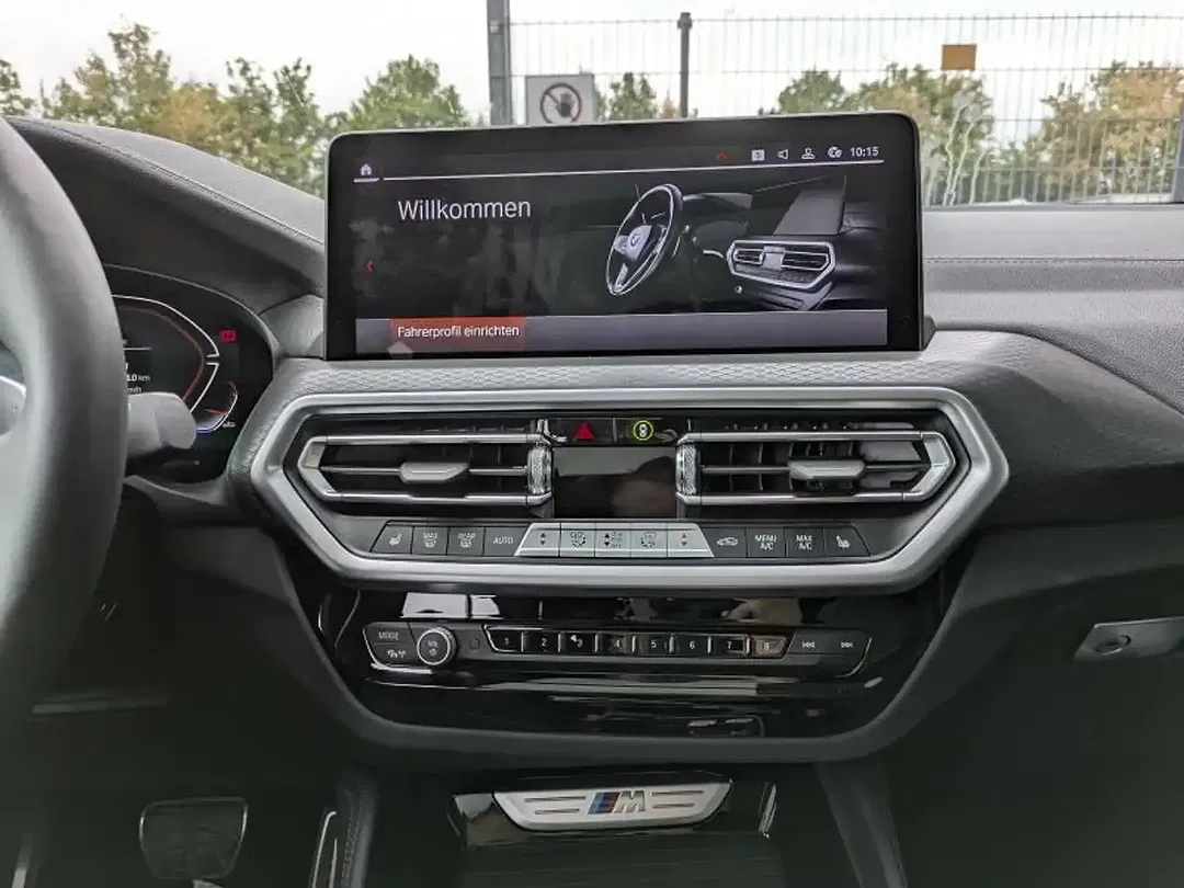 BMW X4 M - Thumbnail 9
