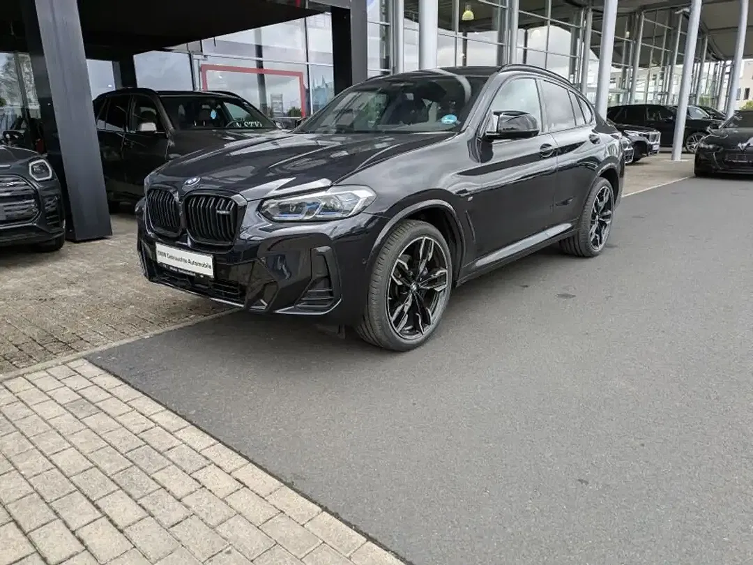 BMW X4 M - Thumbnail 2
