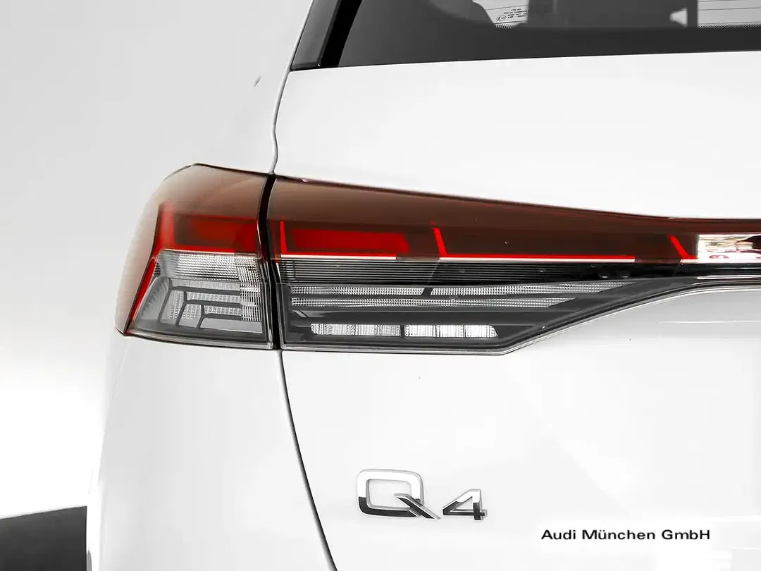 Audi Q4 e-tron 35 - Thumbnail 7