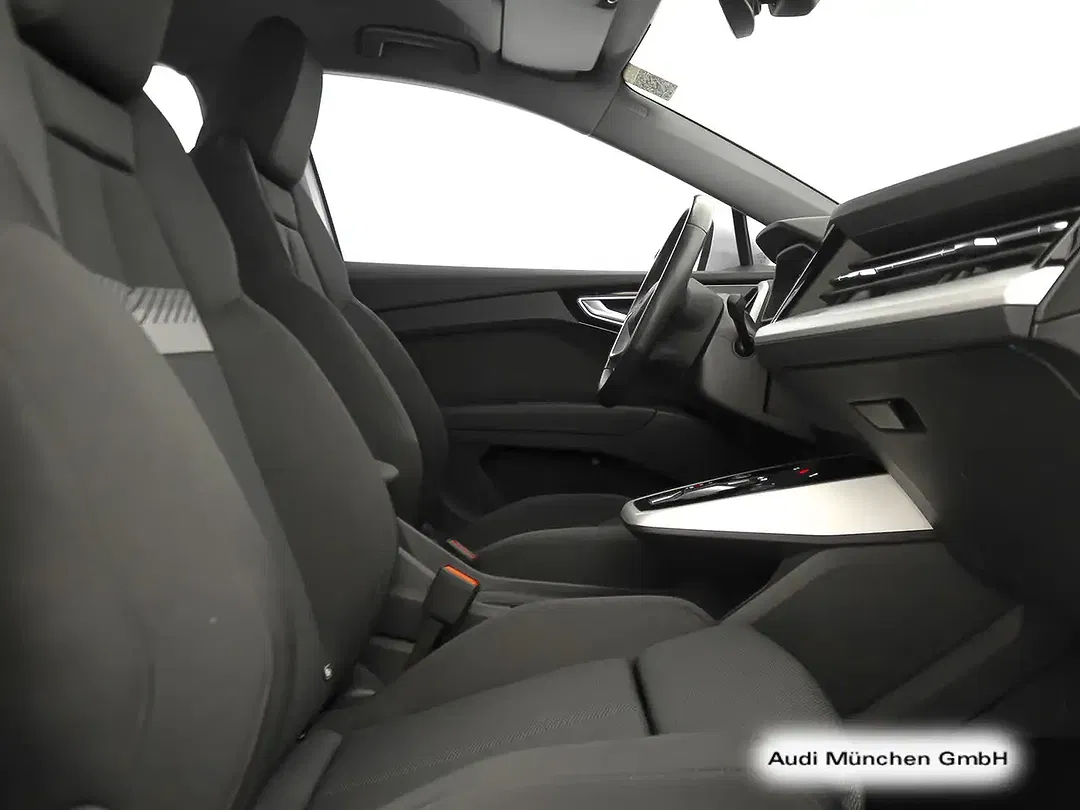 Audi Q4 e-tron 35 - Thumbnail 10