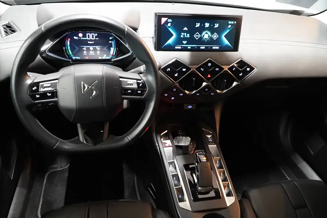 DS Automobiles DS 3 Crossback - Thumbnail 14