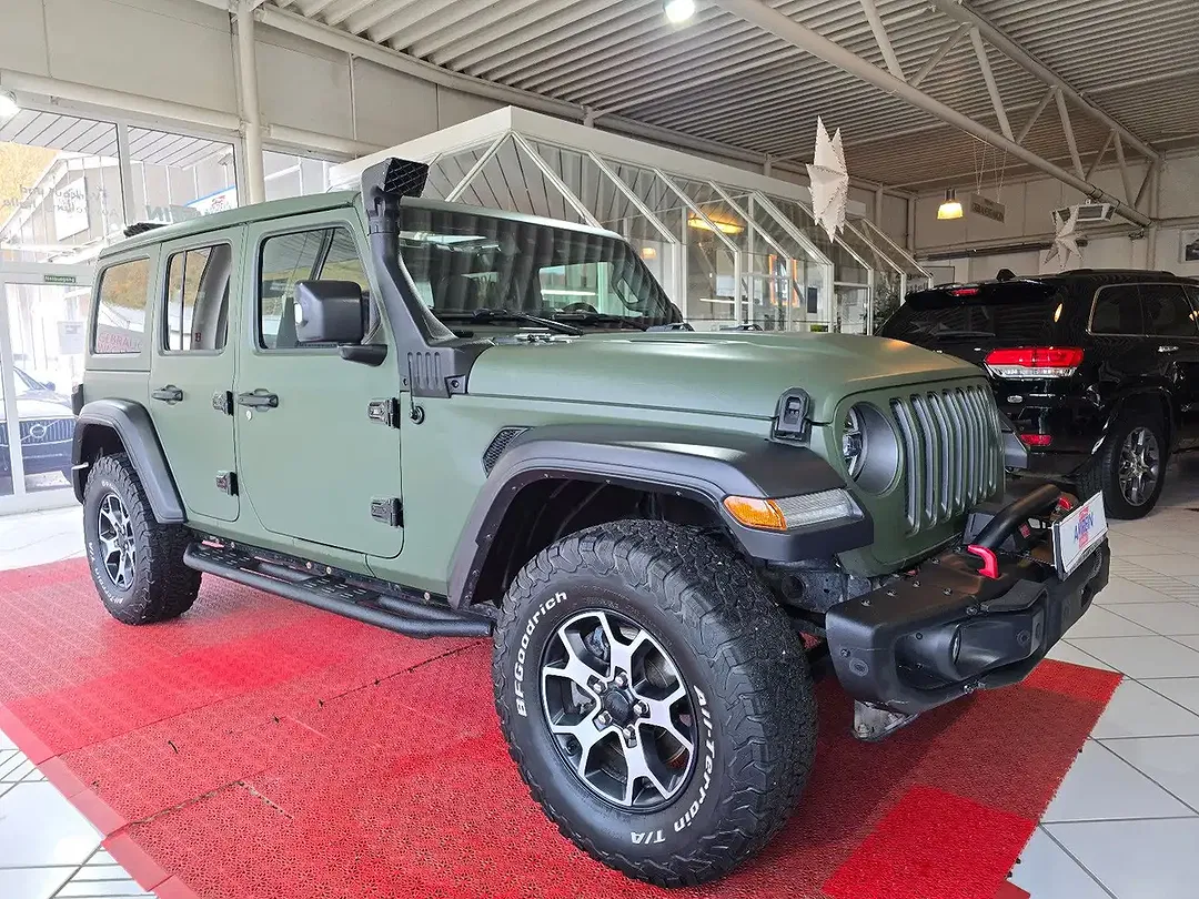Jeep Wrangler Unlimited Rubicon - Thumbnail 4