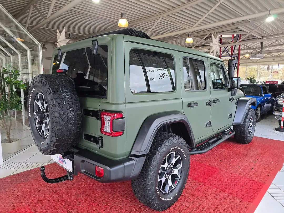 Jeep Wrangler Unlimited Rubicon - Thumbnail 7