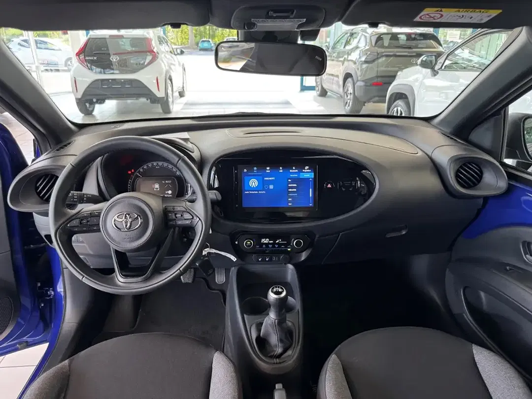 Toyota Aygo X - Thumbnail 8