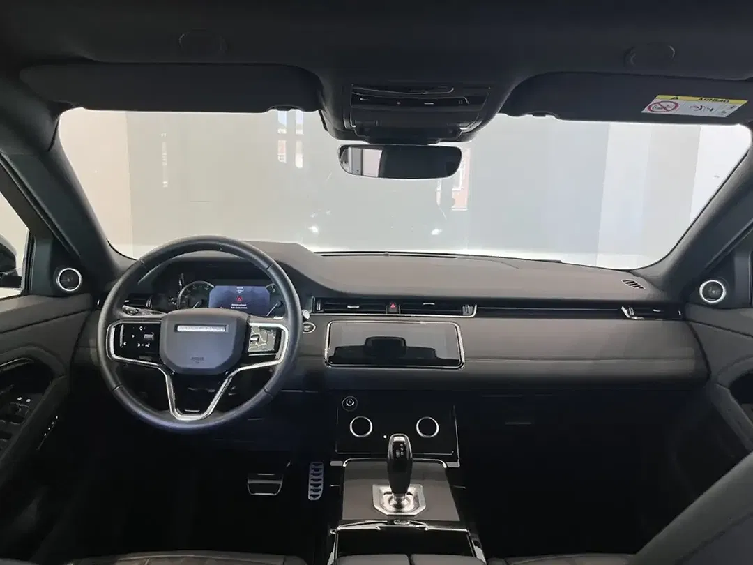 Land Rover Range Rover Evoque P200 R-Dynamic - Thumbnail 4