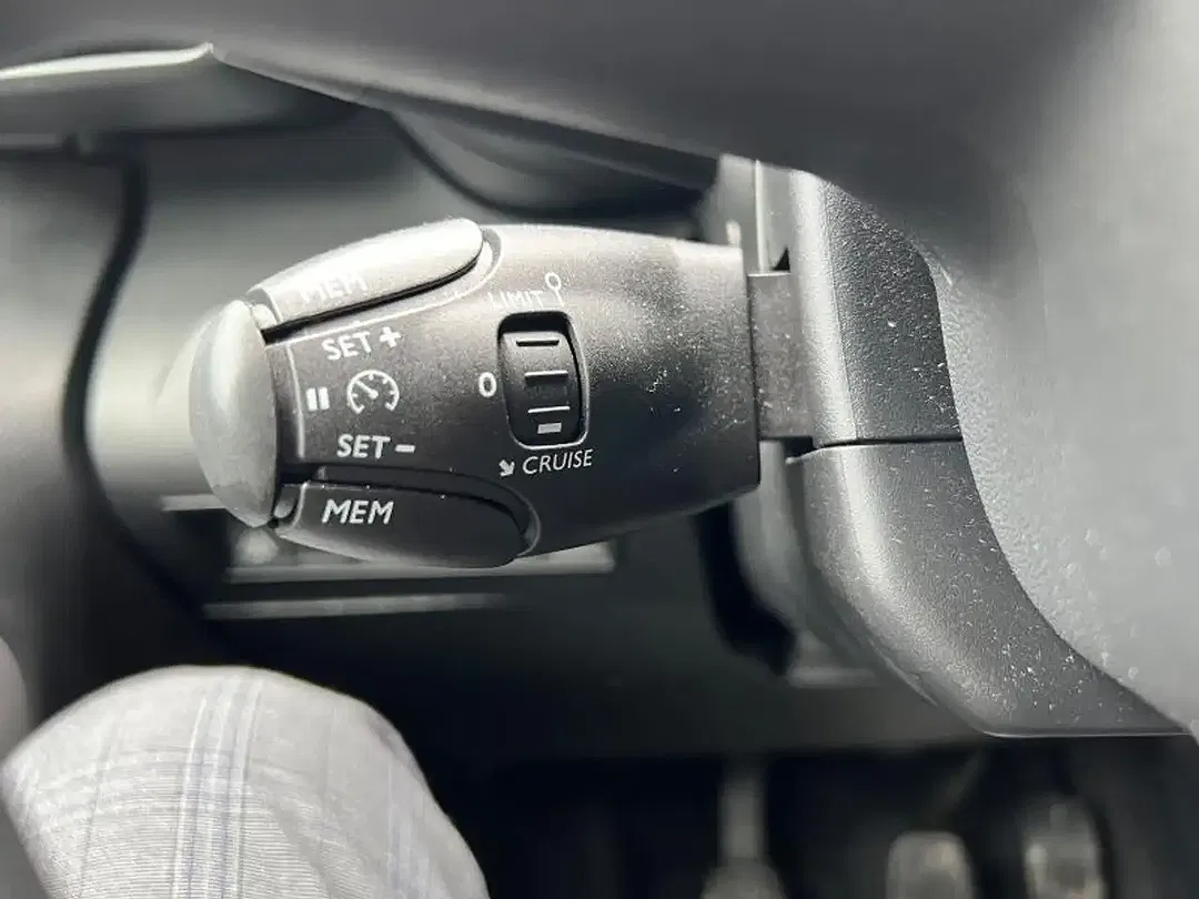 Toyota Verso 1.5 - Thumbnail 10