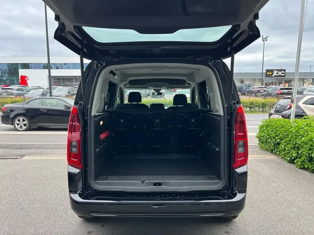 Toyota Verso 1.5 - Thumbnail 5