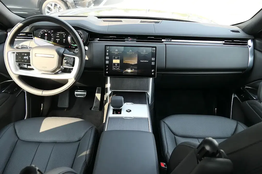 Land Rover Range Rover AUT 4x4 HSE - Thumbnail 11