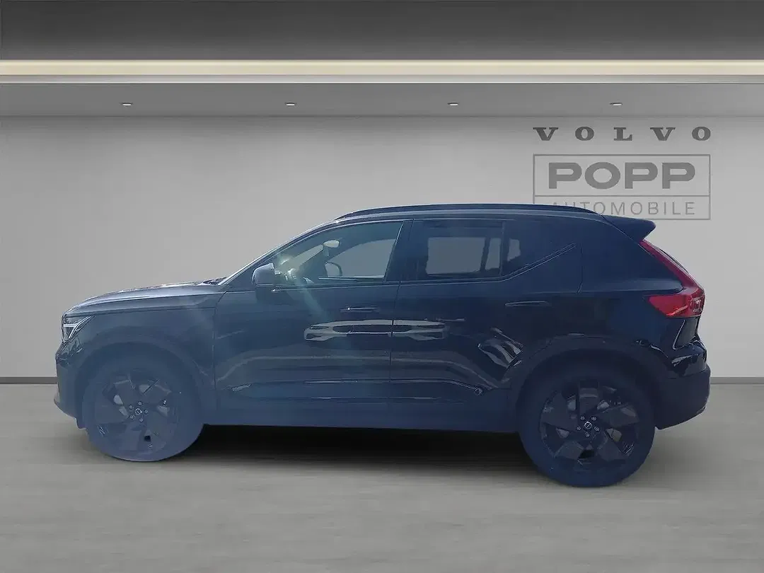 Volvo XC40 B3 Plus Black Edition - Thumbnail 11