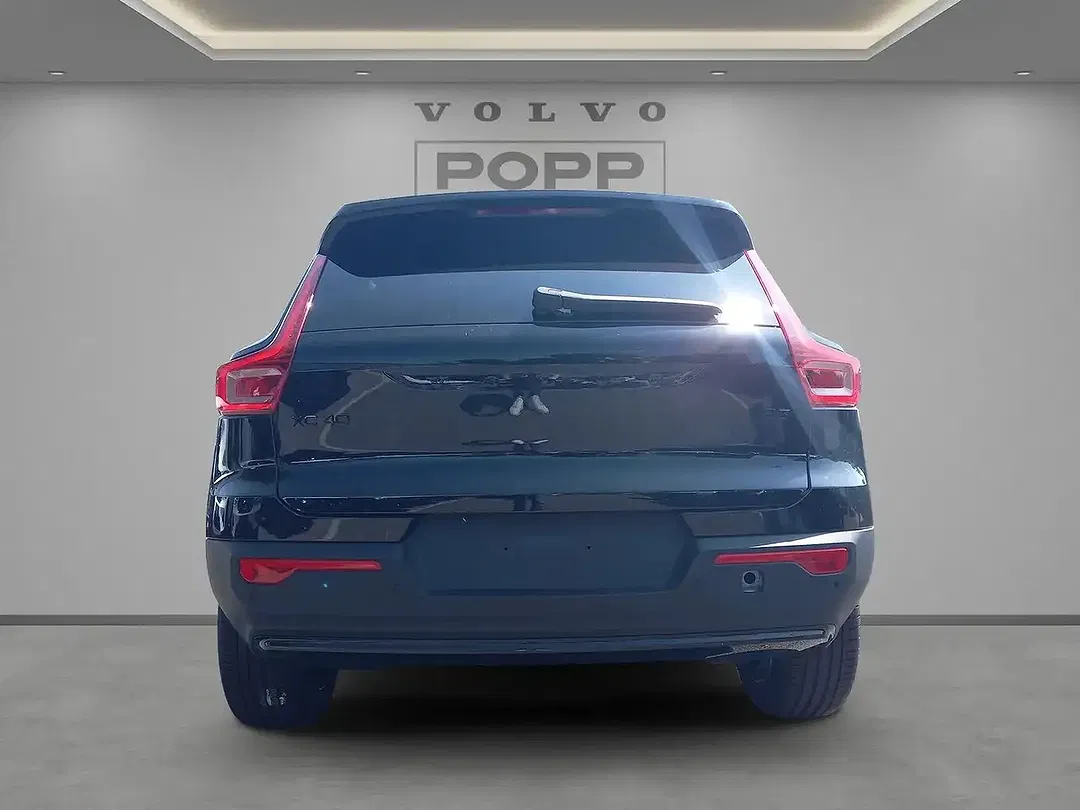 Volvo XC40 B3 Plus Black Edition - Thumbnail 13