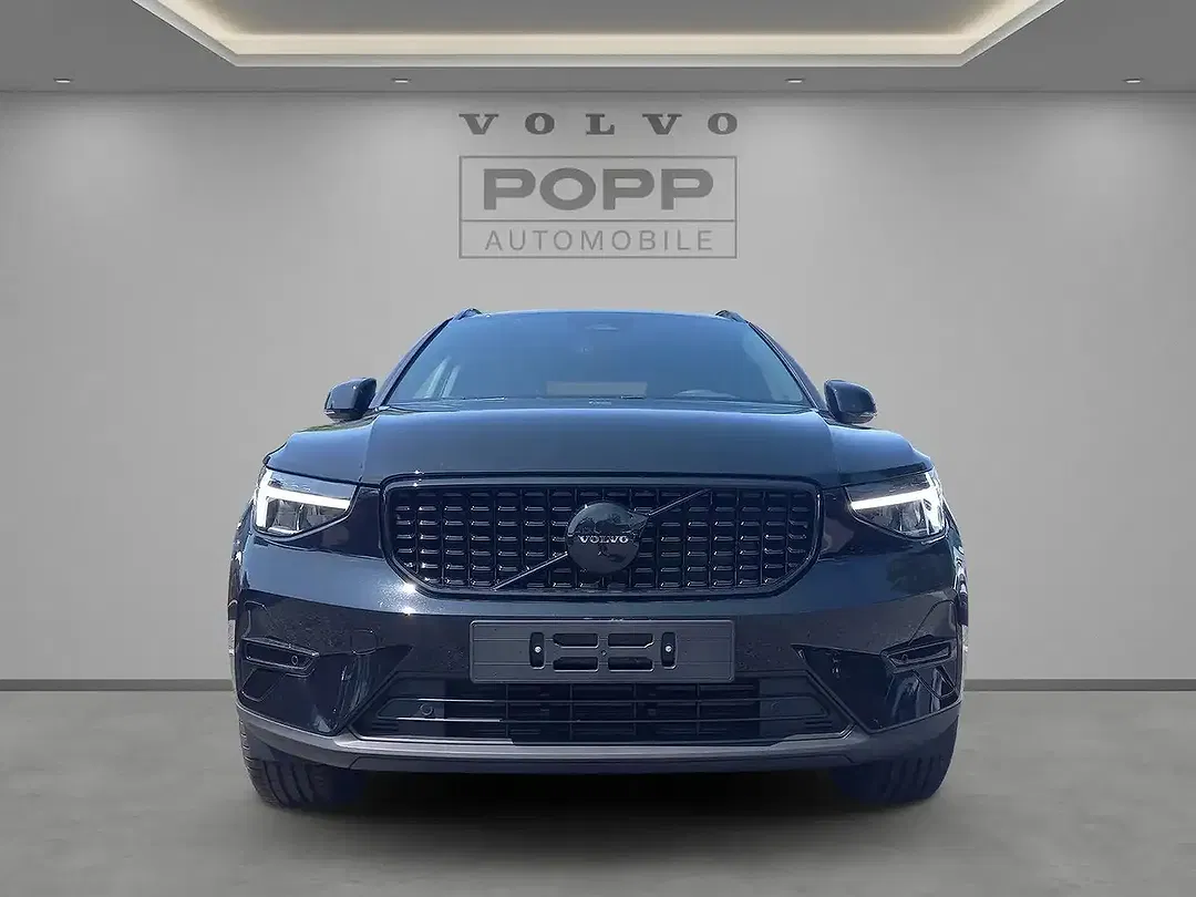 Volvo XC40 B3 Plus Black Edition - Thumbnail 8